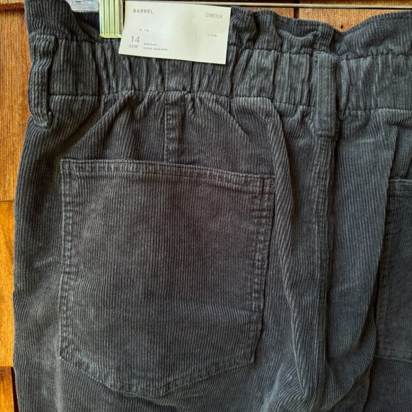NWT American Eagle Charcoal Grey Stretch Corduroy Barrel Leg Pants in Women's 14 - Picture 8 of 10